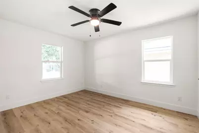 3048 Briarwick Lane, Houston, TX 77093 - Photo 16