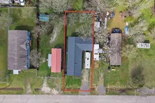 620 6th St, Dickinson, TX 77539 - Photo 8
