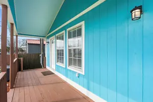 620 6th St, Dickinson, TX 77539 - Photo 4