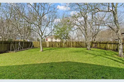 620 6th Street, Dickinson, TX 77539 - Photo 32