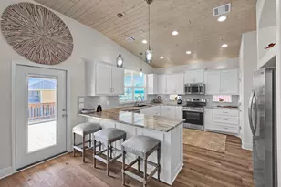 778 Wommack, Crystal Beach, TX 77650 - Photo 22