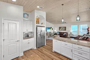 778 Wommack, Crystal Beach, TX 77650 - Photo 24