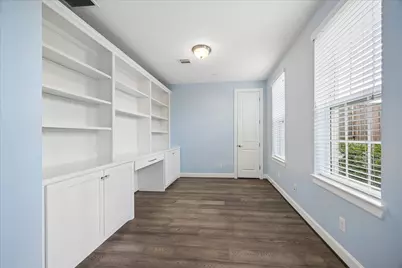 3606 Somerset York Lane, Houston, TX 77055 - Photo 18