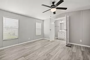 2222 N Austin Ave, Pearland, TX 77581 - Photo 16