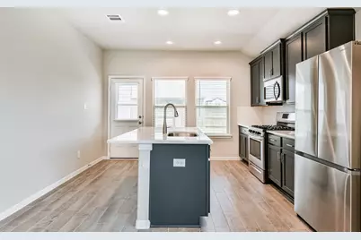 13114 Dalvay Beach Drive, La Marque, TX 77568 - Photo 6