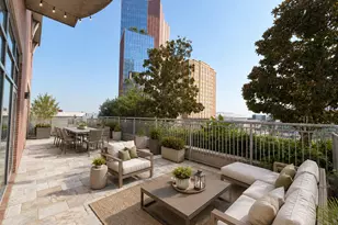 1400 McKinney St, Houston, TX 77010 - Photo 2