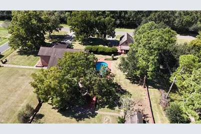 642 Meadow Lane, Winnie, TX 77665 - Photo 12