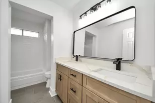 6502 Oakburl Ct, Sugar Land, TX 77479 - Photo 26