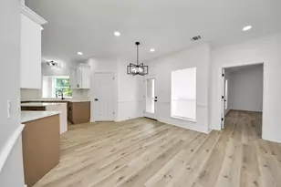 6502 Oakburl Ct, Sugar Land, TX 77479 - Photo 10