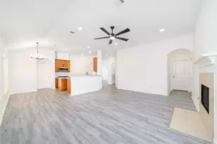 11726 Dandy Park Ct, Houston, TX 77047 - Photo 10