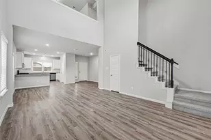 2106 Spring Hollow Dr, Baytown, TX 77521 - Photo 12