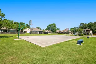 12995 Point Aquarius Blvd, Willis, TX 77318 - Photo 26