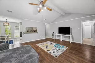 2011 Victoria Ct, League City, TX 77573 - Photo 6