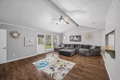 2011 Victoria Court, League City, TX 77573 - Photo 4