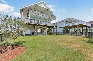 13925 Pirates Beach Blvd, Galveston, TX 77554 - Photo 34