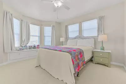 13925 Pirates Beach Boulevard, Galveston, TX 77554 - Photo 18