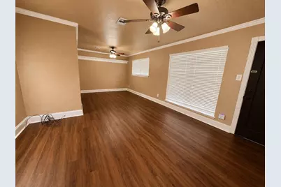 111 Mimosa, Lake Jackson, TX 77566 - Photo 8