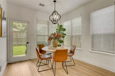 11703 Wickhollow Lane, Houston, TX 77043 - Photo 14