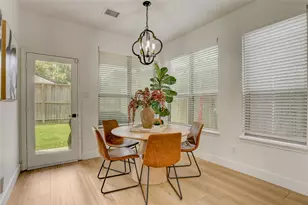11703 Wickhollow Ln, Houston, TX 77043 - Photo 14
