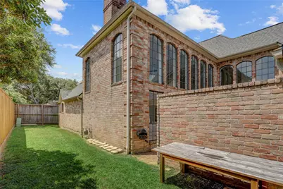 11703 Wickhollow Lane, Houston, TX 77043 - Photo 28
