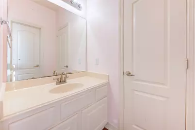 7803 Courtney Manor Lane, Katy, TX 77494 - Photo 34