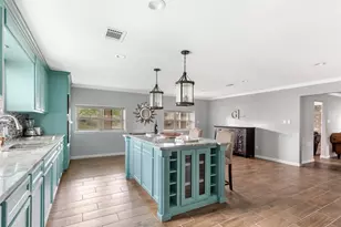 128 Legend Ln, Livingston, TX 77351 - Photo 18