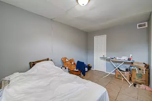 10603 Wilcrest Dr, Houston, TX 77099 - Photo 32