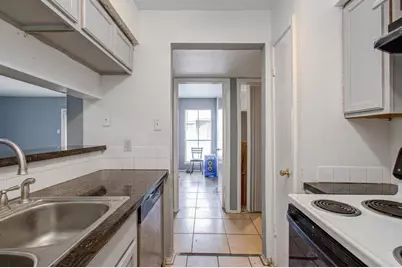 10603 Wilcrest Drive #15, Houston, TX 77099 - Photo 18