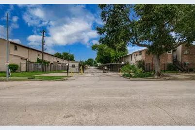 10603 Wilcrest Drive #15, Houston, TX 77099 - Photo 46