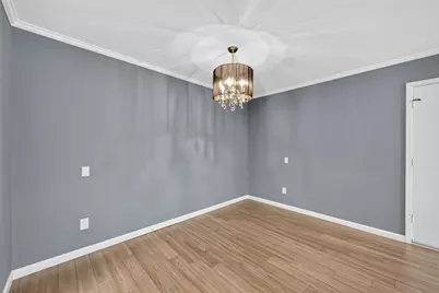 7555 Katy Freeway #127, Houston, TX 77024 - Photo 8