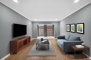 7555 Katy Fwy, Houston, TX 77024 - Photo 4