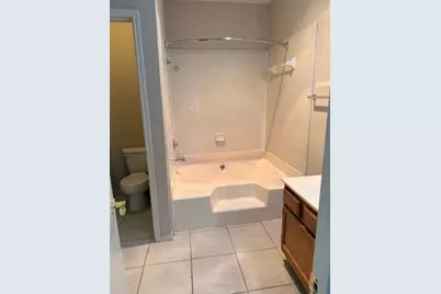 4001 Tanglewilde Street #811, Houston, TX 77063 - Photo 20