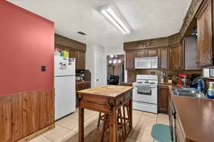 23346 Henson Rd, Montgomery, TX 77356 - Photo 16