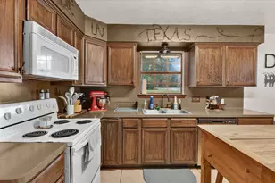 23346 Henson Rd, Montgomery, TX 77356 - Photo 14