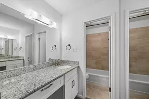 840 Threadneedle St, Houston, TX 77079 - Photo 20