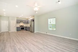 24719 Roscommon, Hempstead, TX 77445 - Photo 6