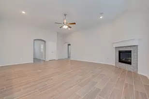 219 Little Dog Dr, Montgomery, TX 77356 - Photo 8