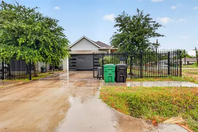 3267 Simmons Street, Houston, TX 77004 - Photo 4