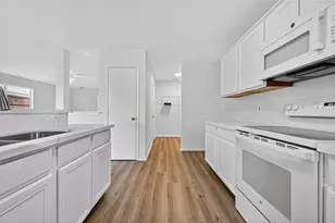 7343 Village Lake Dr, Cypress, TX 77433 - Photo 8