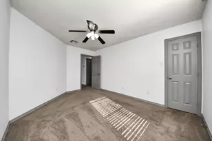 4410 Lodge Vine Ct, Sugar Land, TX 77479 - Photo 34