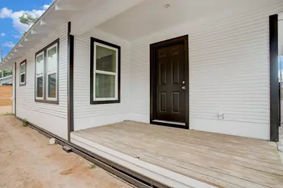 6109 N Main St, Houston, TX 77009 - Photo 2