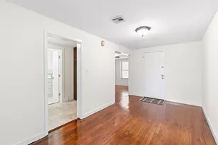 5319 Ave O 1/2, Galveston, TX 77551 - Photo 10