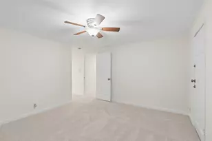 5319 Ave O 1/2, Galveston, TX 77551 - Photo 26