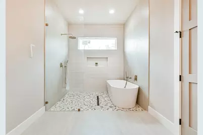 250 Pony Trail, Angleton, TX 77515 - Photo 18