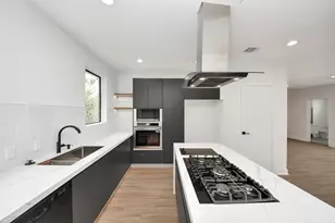 9014 Ferdinand St, Houston, TX 77051 - Photo 4