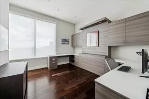 2727 Kirby Dr, Houston, TX 77098 - Photo 16