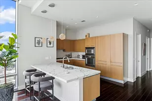 2727 Kirby Dr, Houston, TX 77098 - Photo 4