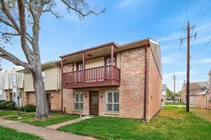 14724 Perthshire Rd, Houston, TX 77079 - Photo 4