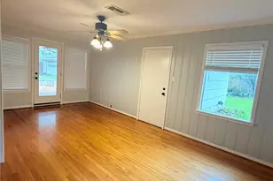 4833 Hazelton St, Houston, TX 77035 - Photo 10