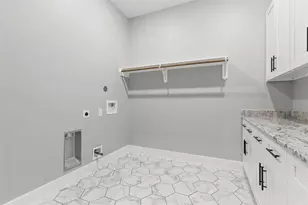 210 Hogan Ln, Hempstead, TX 77445 - Photo 32